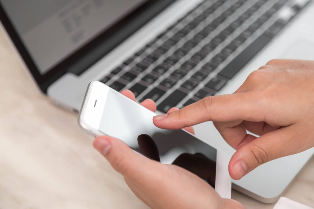 Resolución de problemas de sincronización entre dispositivos Apple
